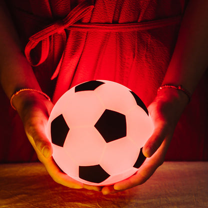 Kreativ Fotboll Silikon LED Nattlampa USB-laddnings Bordslampa | Veska Rot