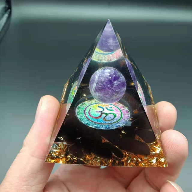 Kreativ Naturlig Kristall Universum Energi Pyramid | Veska 12
