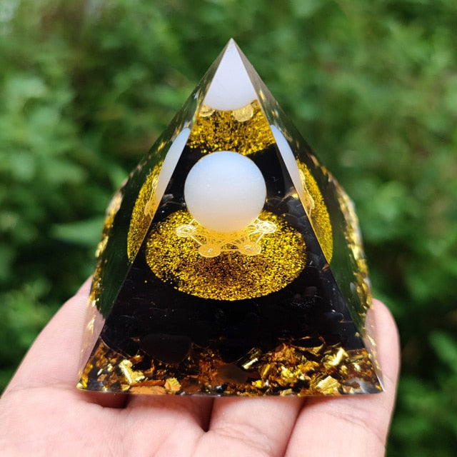 Kreativ Naturlig Kristall Universum Energi Pyramid | Veska 16