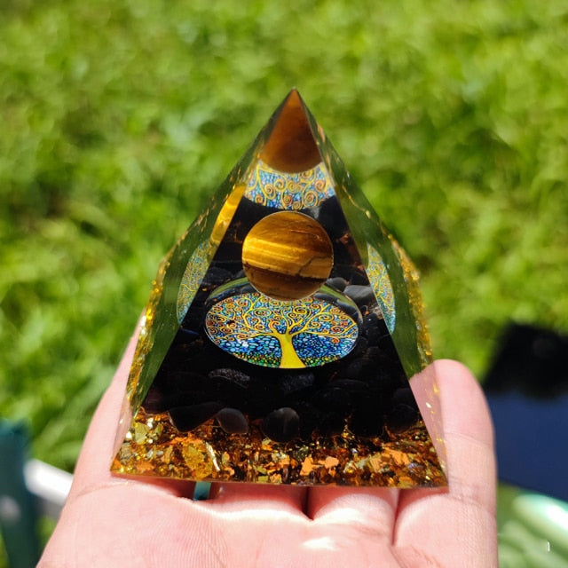 Kreativ Naturlig Kristall Universum Energi Pyramid | Veska 7