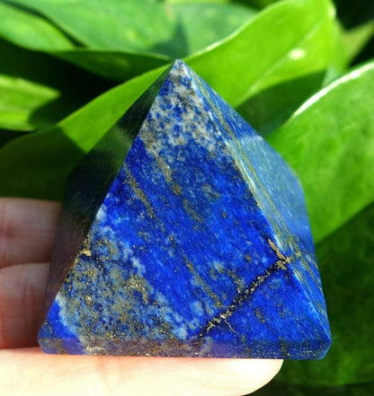 Lapis Lazuli Pyramid | Veska