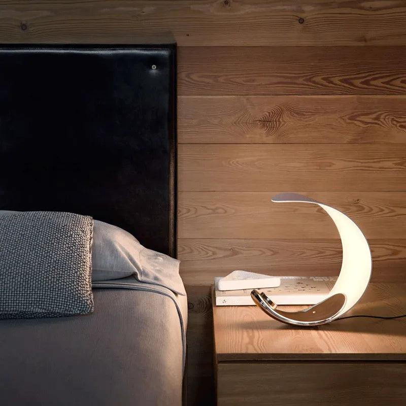Läsbordslampa "Moonlight Crescent" | Veska
