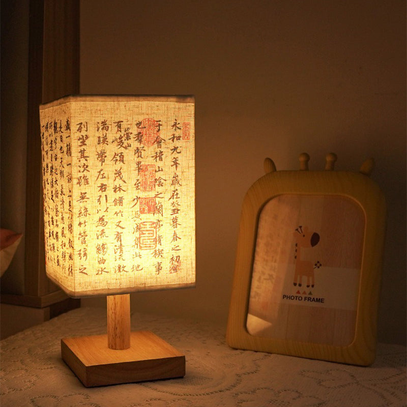 LED bordslampa i kvadratisk design – trådbas med japanskt mönster | Veska