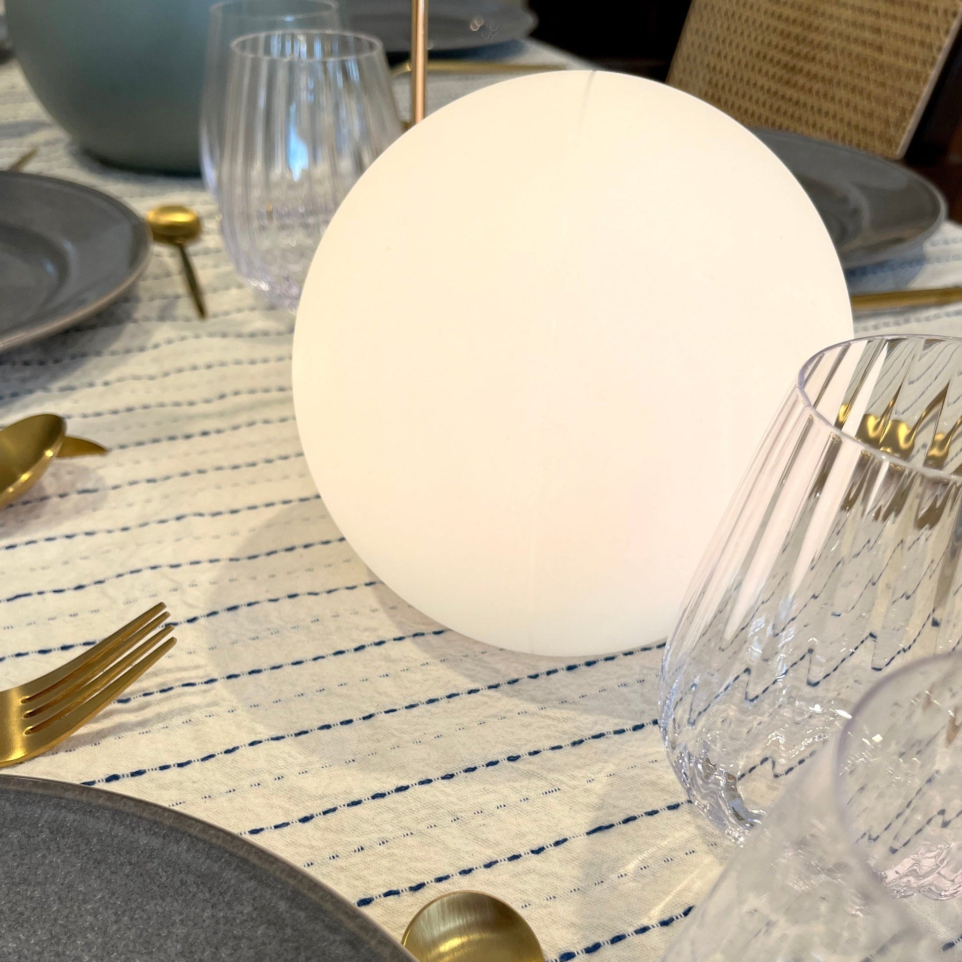LED Trådlampa - Uppladdningsbar Modern Lampa för Hemmet, Kontoret och Nattduksbordet | Veska