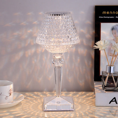 Liesbeth Crystal Lamp – Lyxig Bordslampa med USB-laddningsfunktion Veska