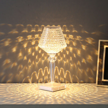 Liesbeth Crystal Lamp – Lyxig Bordslampa med USB-laddningsfunktion Veska