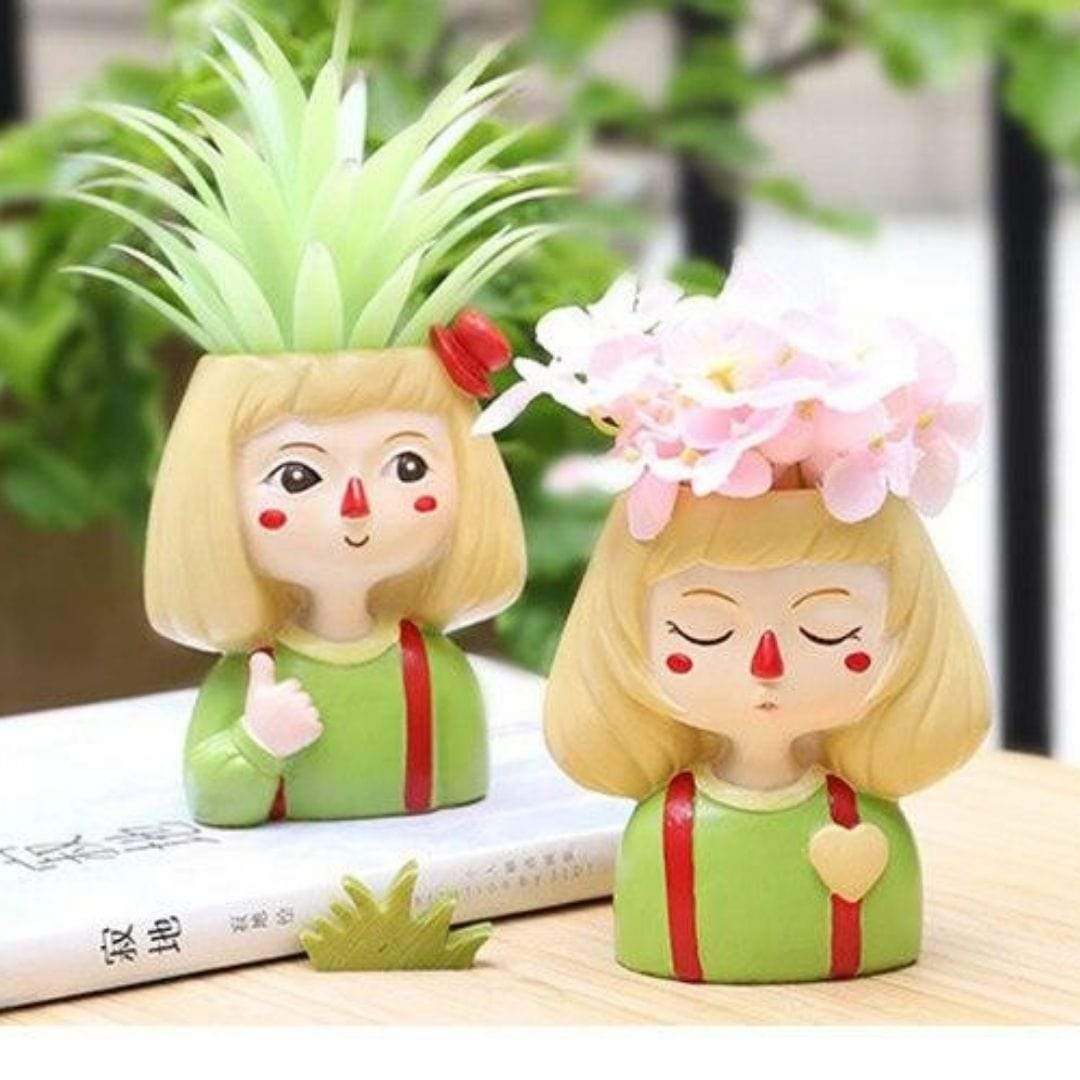 Liten Blond Flicka Blomkruka | Veska