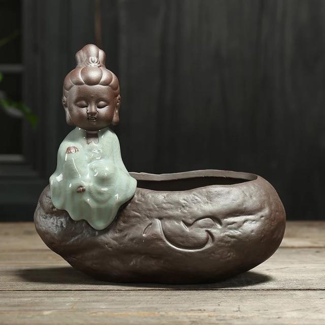 Little Monk Keramisk Blomkruka | Veska 04 Med Hål
