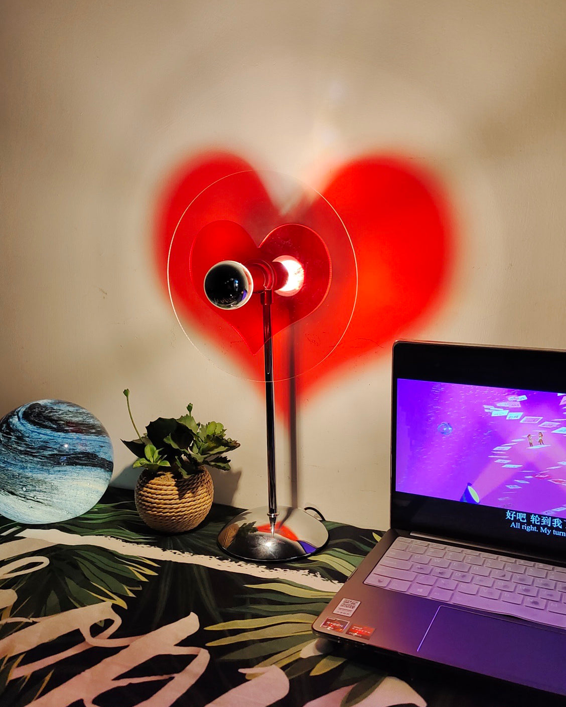 LoveGlow – Elegant Bordslampa med Uppladdningsbart LED | Veska