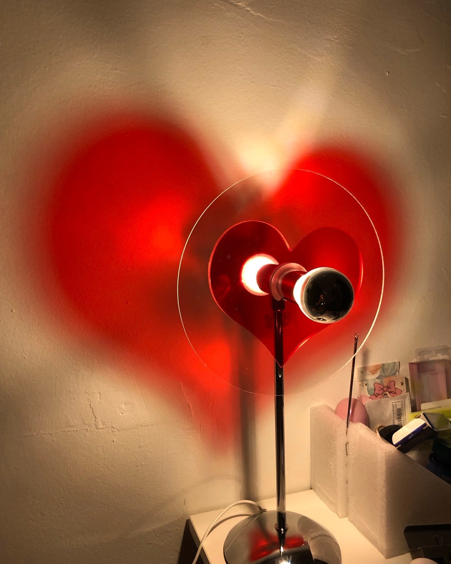 LoveGlow – Elegant Bordslampa med Uppladdningsbart LED | Veska