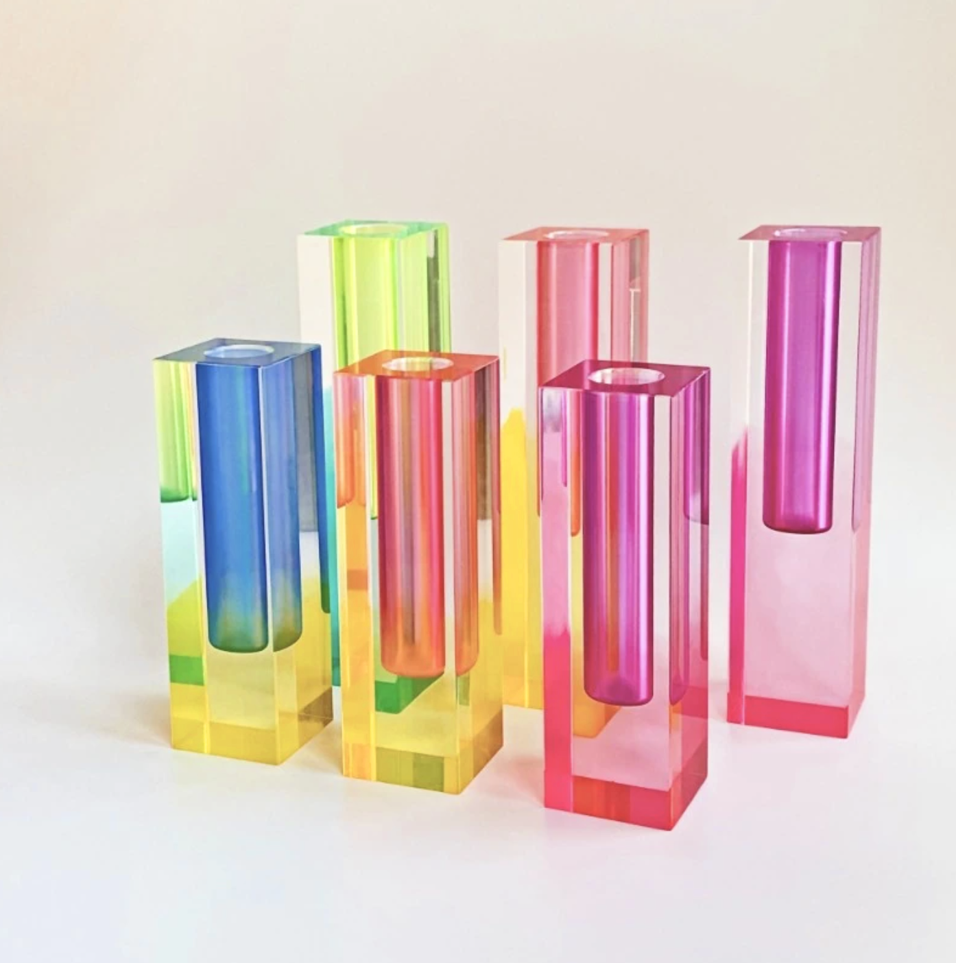 LumiForm Prisma Akryl Vaso & Organizer med Modern Design | Veska
