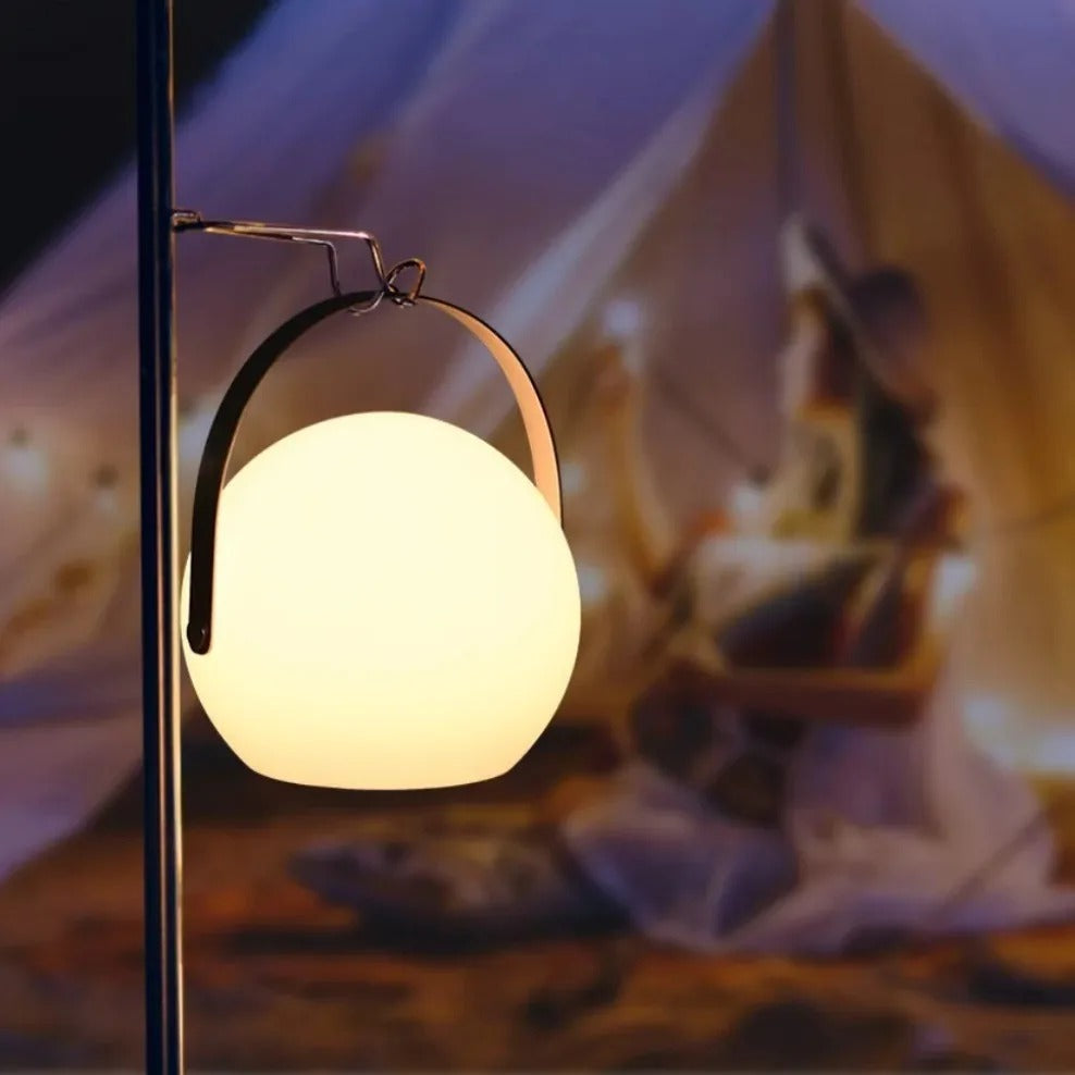 LuminaFusion Lampa – Bärbar Vattentät Sladdlös Bordslampa med Fjärrkontroll | Veska