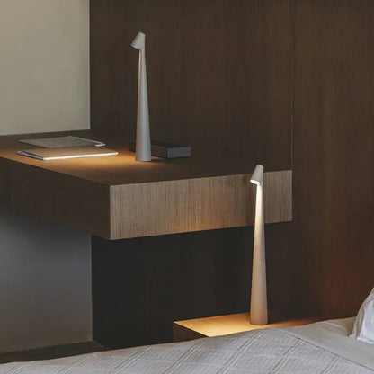 LuminEssence Glow Sculpting Bordslampa | Veska