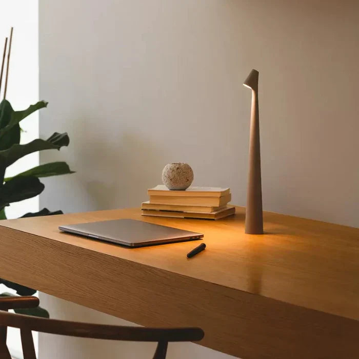 LuminEssence Glow Sculpting Bordslampa | Veska