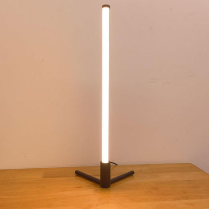 Luminix Bar LED Bordslampa | Minimalistisk Design | Nattlampa & Stämningsbelysning | Modern & Dekorativ | Veska Varm Ljus (3000K)
