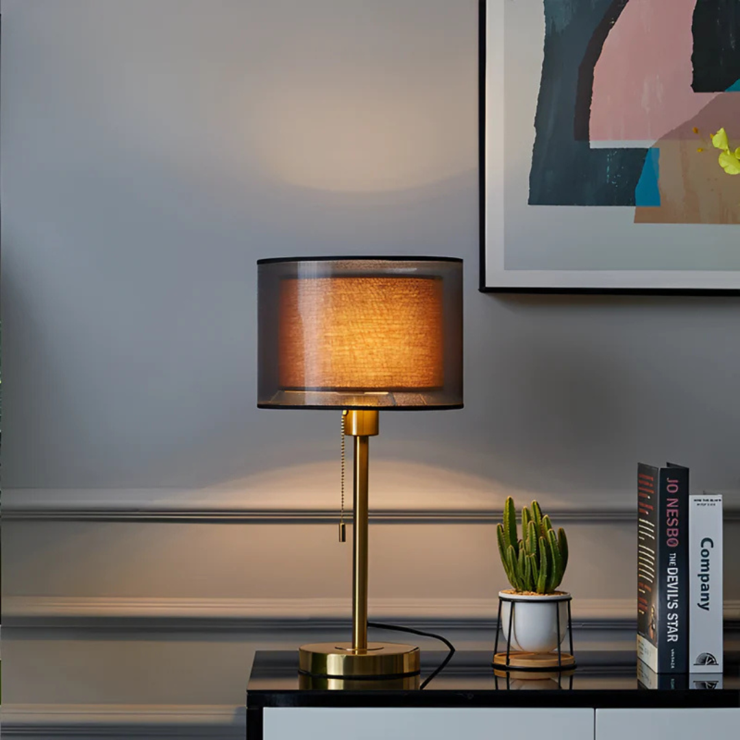 Lumis – Vintage Bordslampa med Dubbel Tygskärm | Varm Atmosfärsbelysning för Sovrum eller Vardagsrum | Veska Bronze