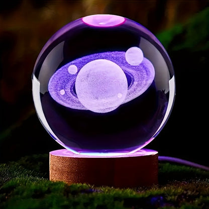 LumiSphere - Lyxig 3D Kristall Bordslampa med Träbas Veska