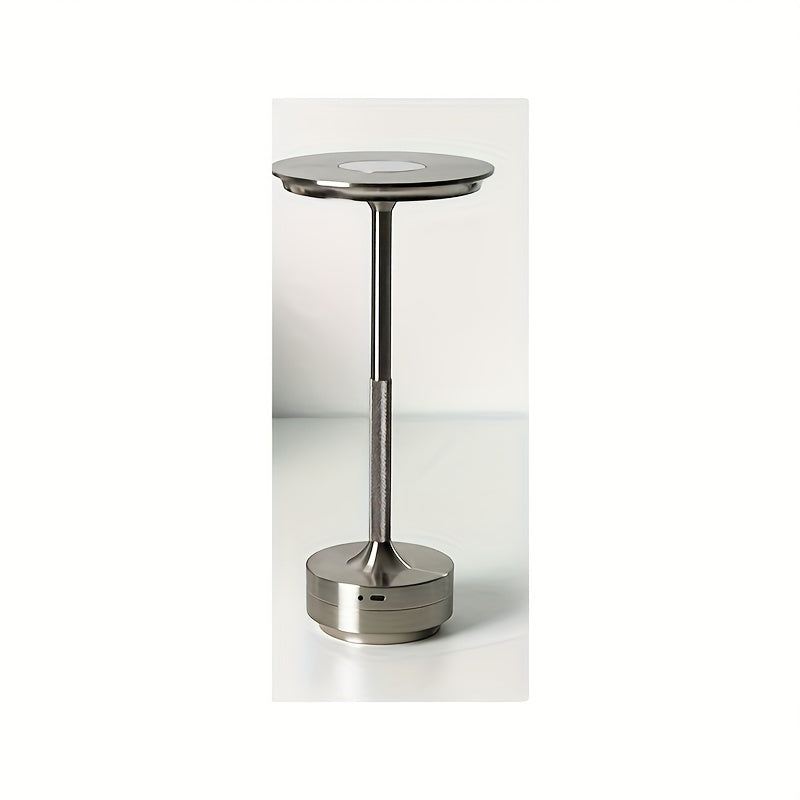 LumiTaf – Modern LED Bordslampa med USB Veska Silverig