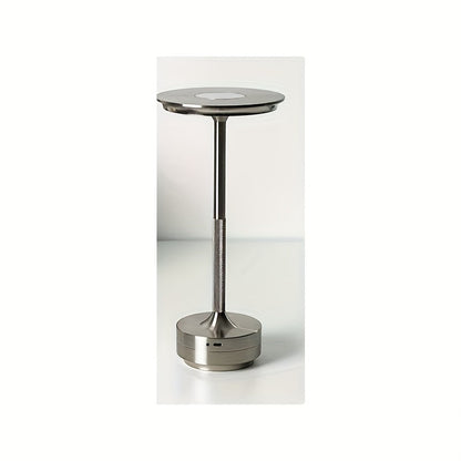 LumiTaf – Modern LED Bordslampa med USB Veska Silverig