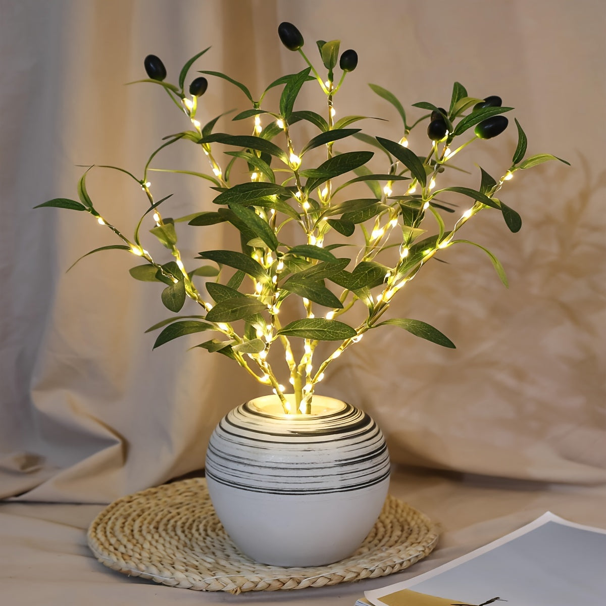 LumiTak – Elegant Olivgren LED Bordsbelysning Veska Grönsaker