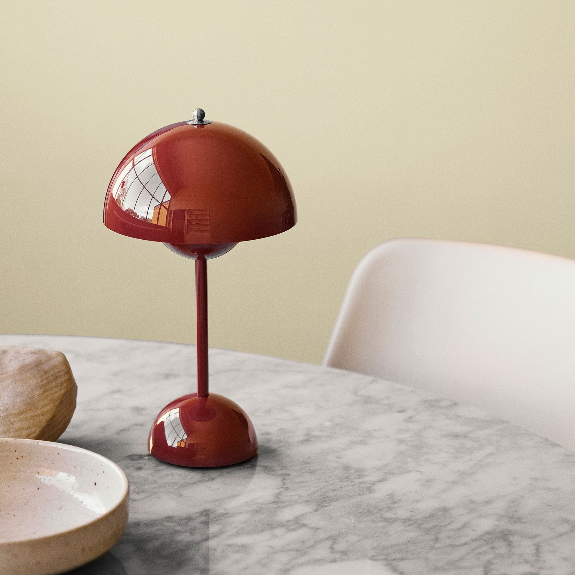 Lunarglo | LED bordslampa | Veska