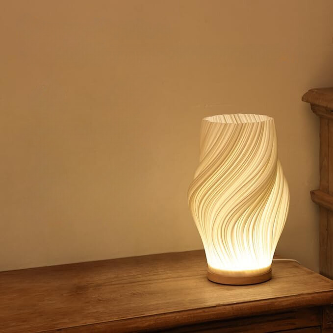 LunaSwirl | Lyxig Modern Swirl LED Bordlampa – Elegant Stämningsbelysning | Veska