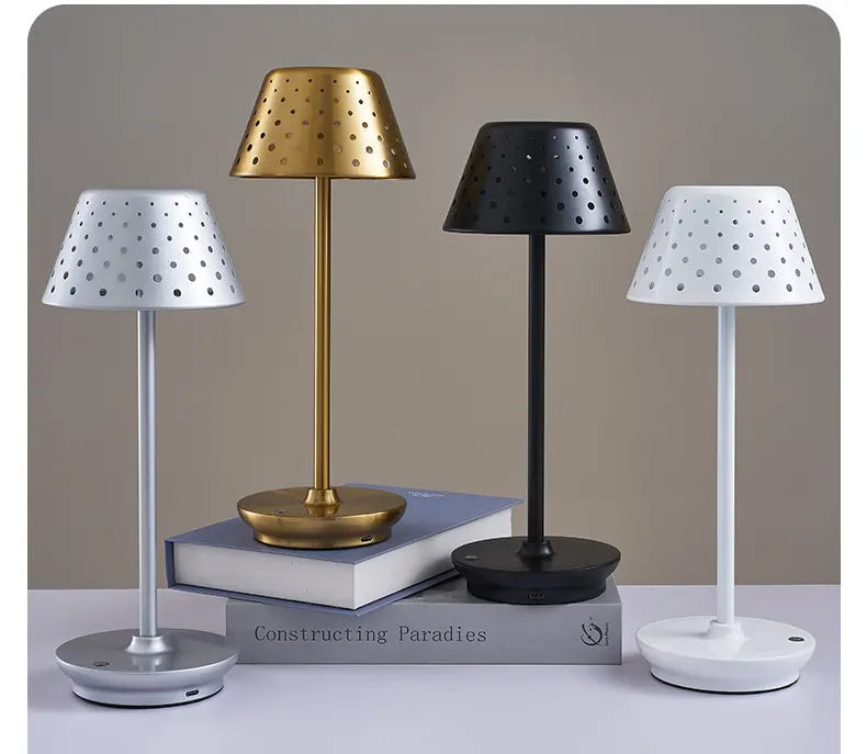 LuxeGlow – Bärbar LED Bordslampa för Moderna Interiörer Veska