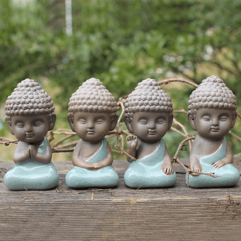 Mini Buddha-statyn i keramik och porslin | Veska