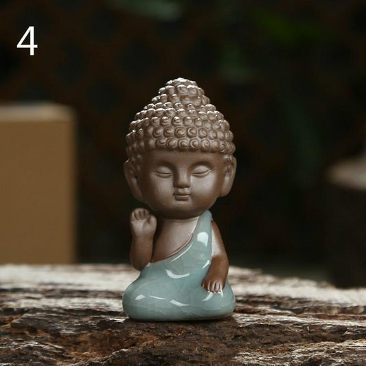 Mini Buddha-statyn i keramik och porslin | Veska 1
