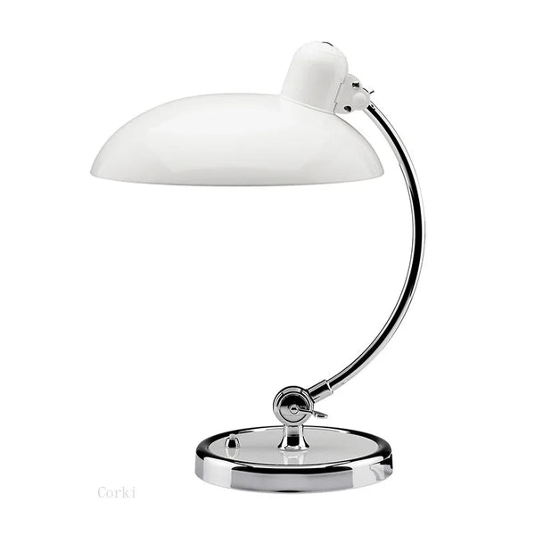 Minimalistisk bordslampa med en varm, skandinavisk look | Veska Vit