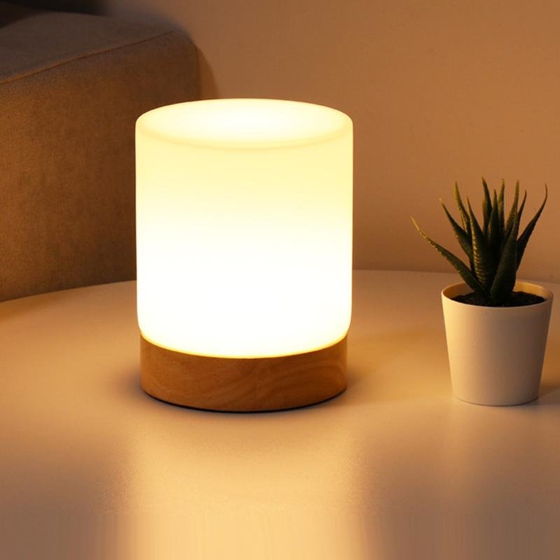 Minimalistisk bordslampa med touchfunktion och 360° belysning | Veska