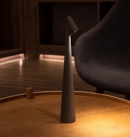 Minimalistisk Design Bordslampa | Veska Brun