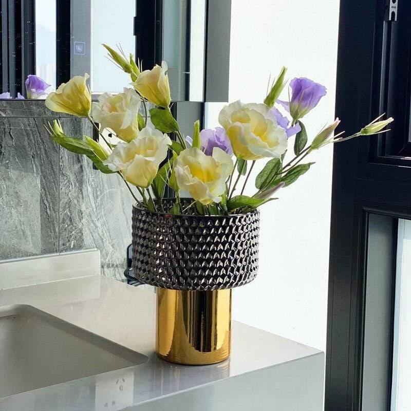 Minimalistisk keramikvas för modern elegans | Veska
