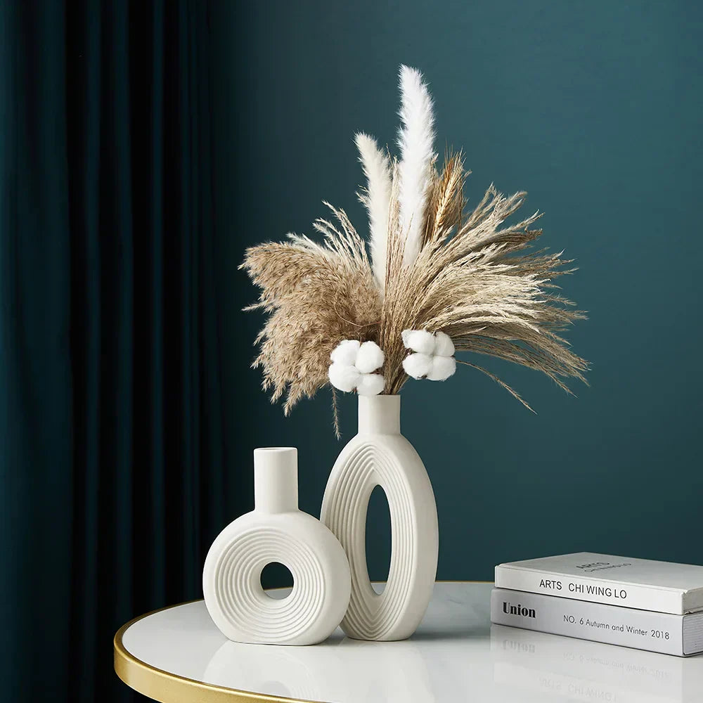 Minimalistisk vas i modern design | Veska