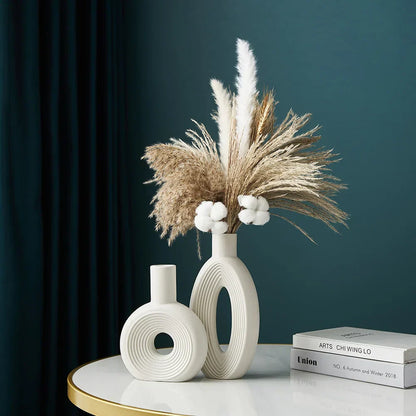 Minimalistisk vas i modern design | Veska
