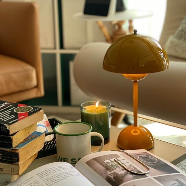 Modern Bordslampa Svamp | Veska