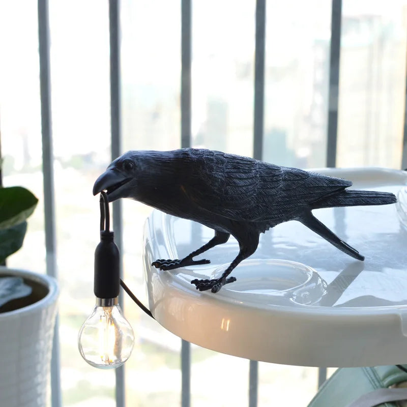 Modern Lucky Bird Bordsbelysning – Kreativ Resin Djurdesign för Sovrum och Vardagsrum | Veska