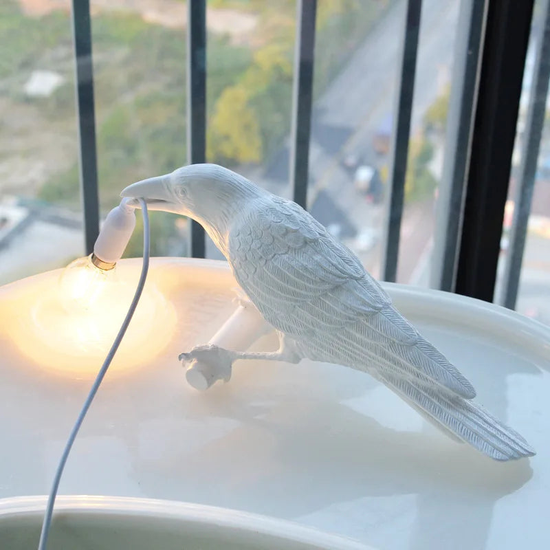 Modern Lucky Bird Bordsbelysning – Kreativ Resin Djurdesign för Sovrum och Vardagsrum | Veska