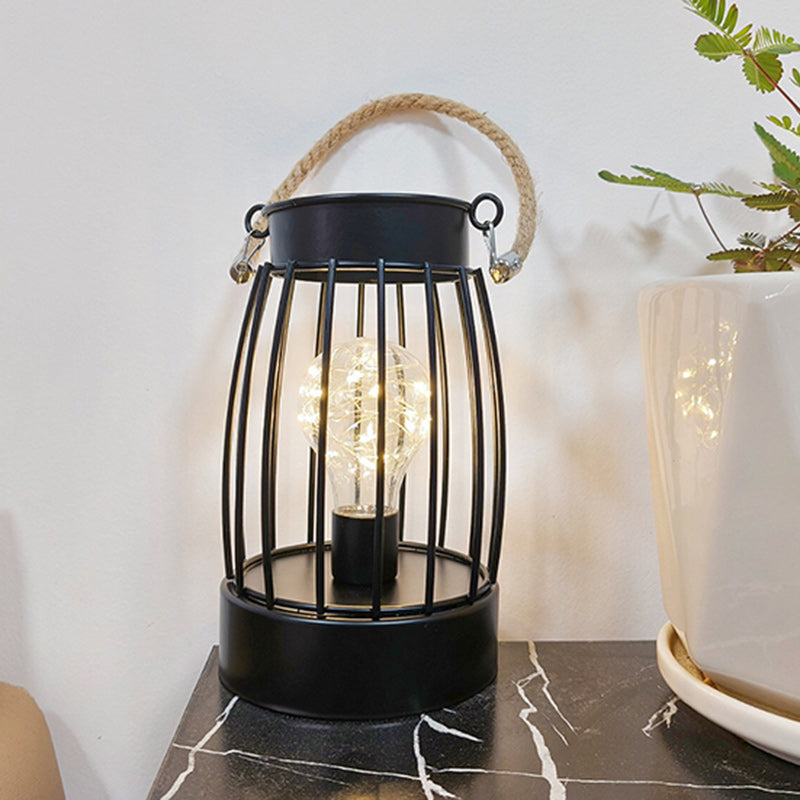 Modern minimalist vertikalrandig fyrkantig rund järn LED-bordslampa för vardagsrum | Veska