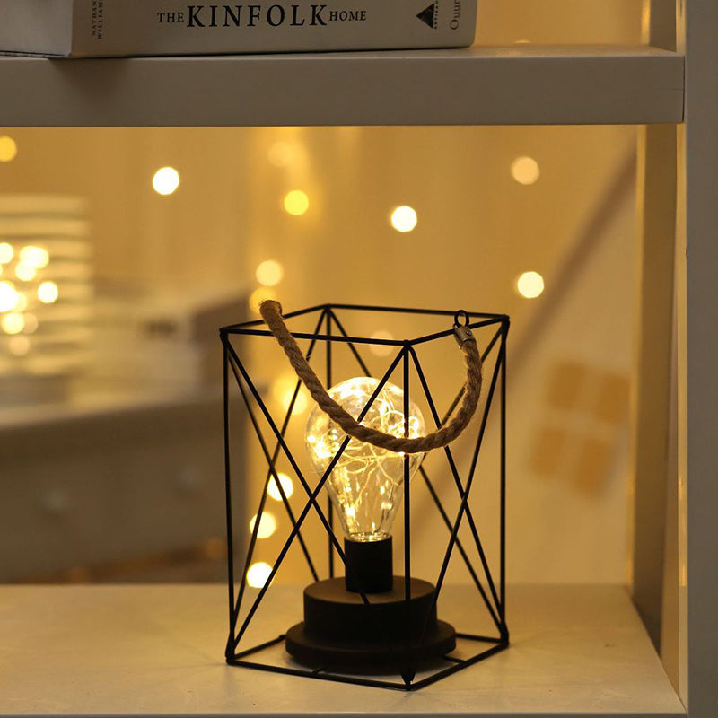 Modern minimalist vertikalrandig fyrkantig rund järn LED-bordslampa för vardagsrum | Veska
