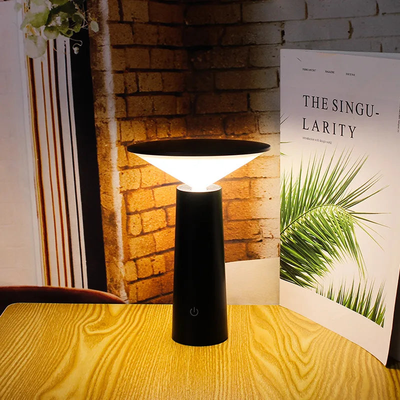 – Modern Touch Bordslampa med USB | Veska