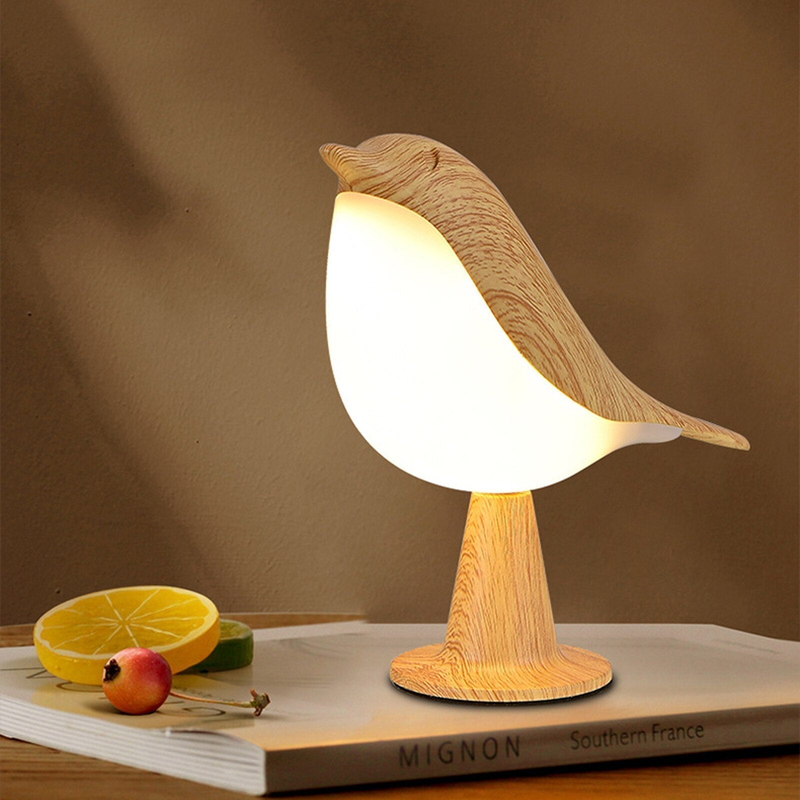 Modern trä LED bordslampa fågeldesign | Veska Eka
