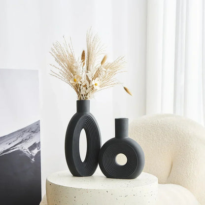 Moderna Skulpturala Vaser Eleganta och Minimalistiska | Veska