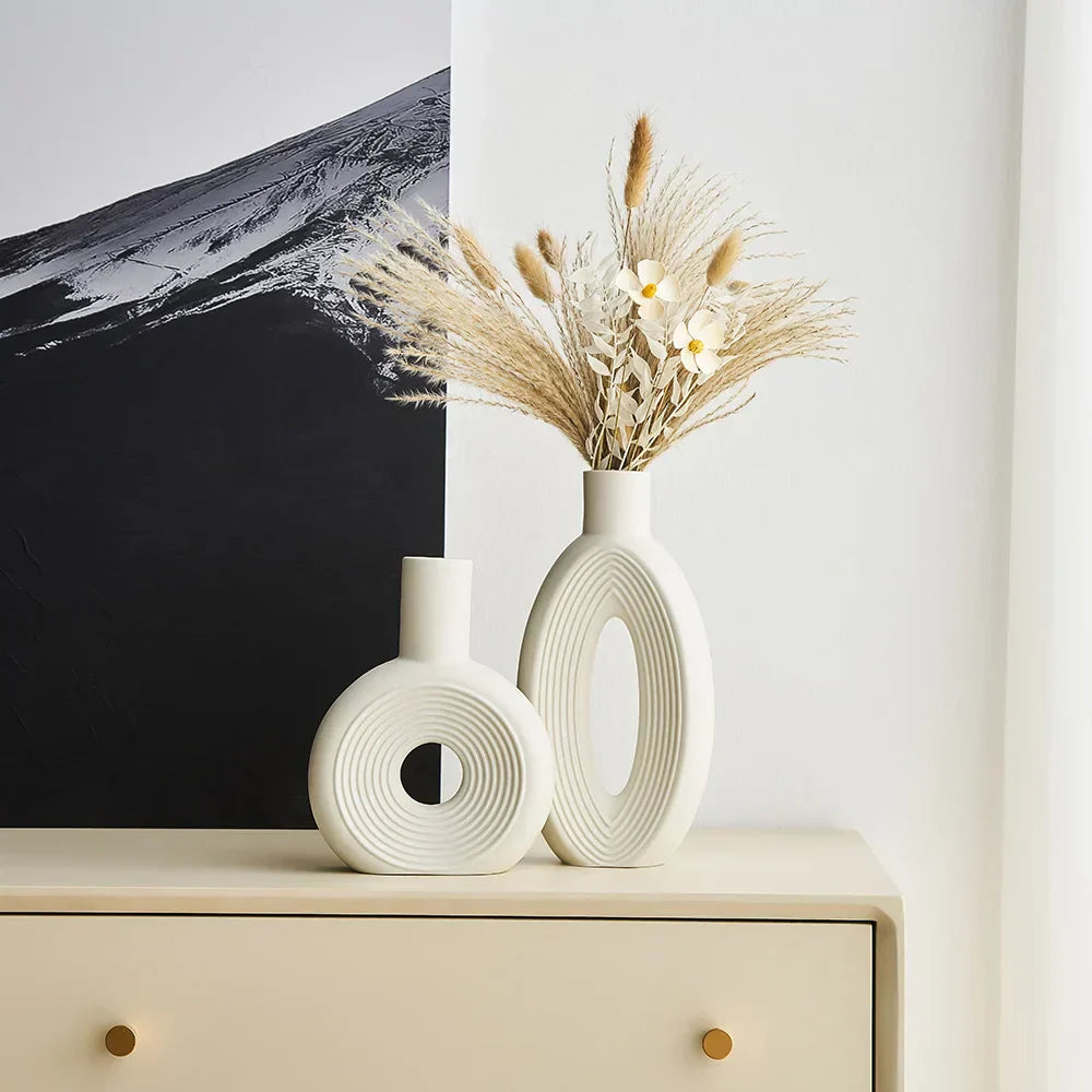 Moderna Skulpturala Vaser Eleganta och Minimalistiska | Veska