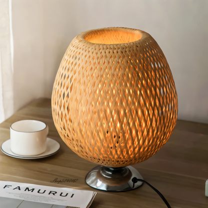 NatureHue – Vintage Bambu Bordslampa – Kreativ Vevad Rattanställningsljus | Veska