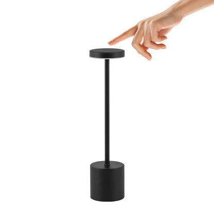 NoirElegance - Modern svart LED-bordslampa Veska