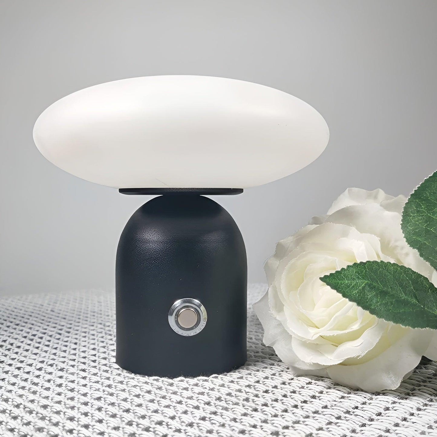 NordicShroom - Mari Svamp Bordslampa | Veska