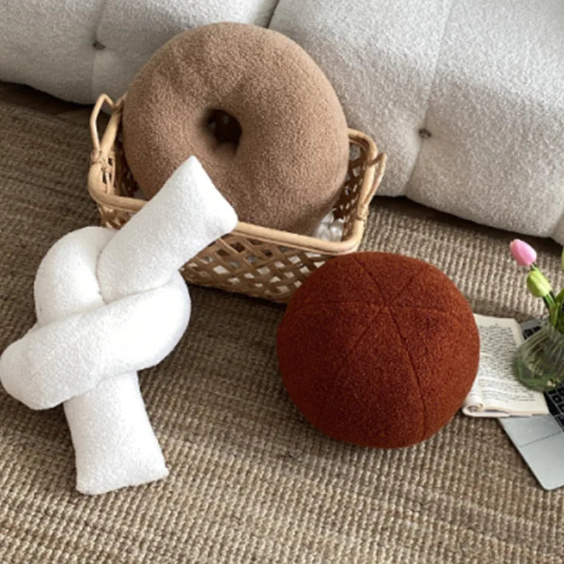 Nordisk Bouclé Abstrakt Kudde – Minimalistisk Plysch Kudde | Veska
