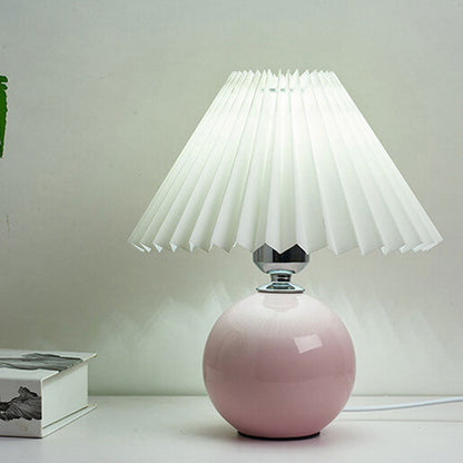Nordisk minimalistisk 1-ljuskälla bordslampa gjord av keramik med veck | Veska