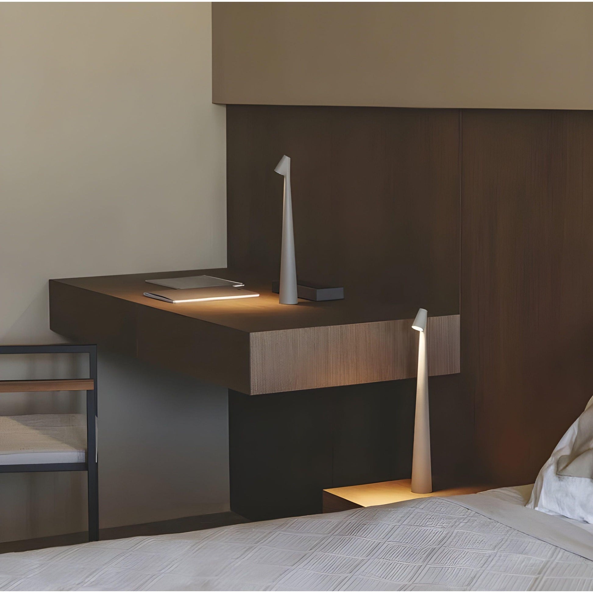 Nordisk Minimalistisk LED Trådlamp Bordslampa | Veska